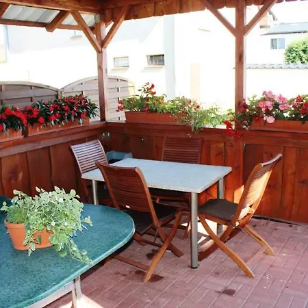 U Huberta Międzywodzie